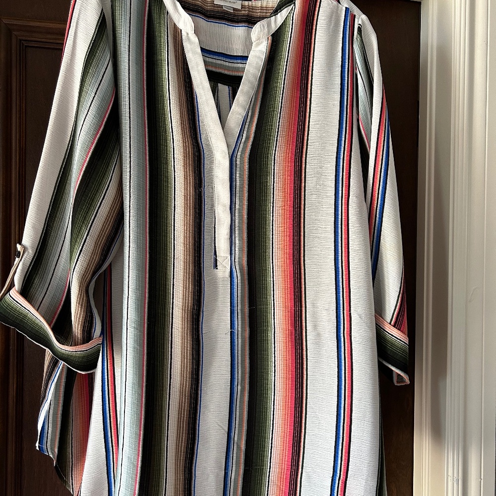 AVENUE - COLORFUL TUNIC - SIZE 18 / 20